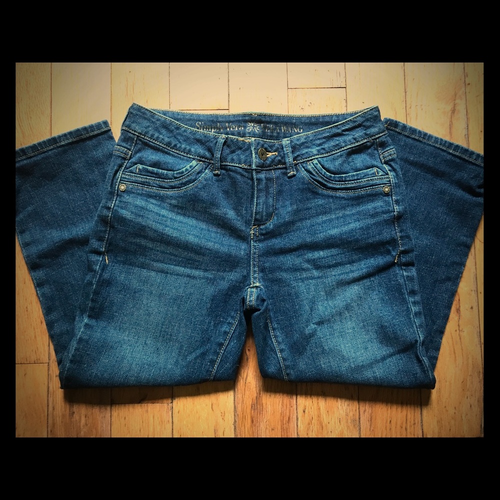 FINAL PRICE Vera Wang denim capris